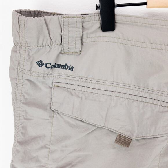Columbia Cargo Rip-Stop Shorts Men's 38x10 Gray Logo Omni-Shade Nylon - Picture 9 of 10